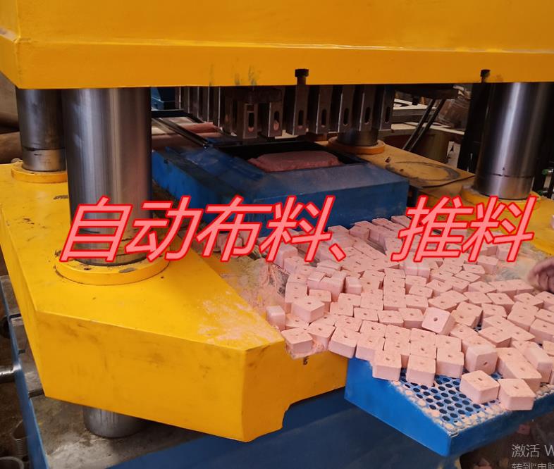 魚餌壓塊液壓機回程速度比較慢是什么原因造成的？